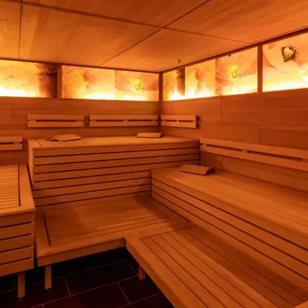 Whirlpool-suite Amadeus - Weitblick - Golf & Wellness - Direkter Bademantelgang - Adults Only