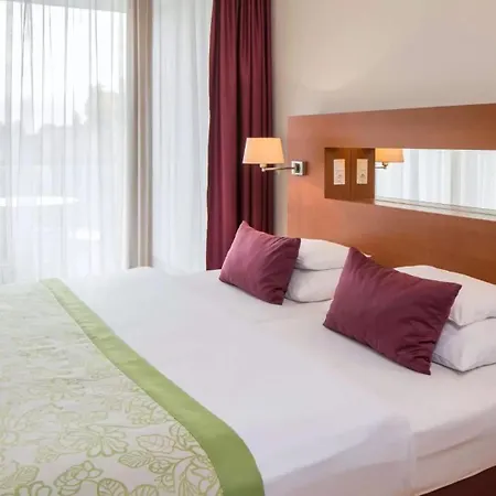 Whirlpool-suite Amadeus - Weitblick - Golf & Wellness - Direkter Bademantelgang - Adults Only * Bad Waltersdorf