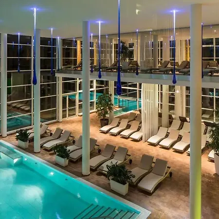 Appartement Whirlpool-suite Amadeus - Weitblick - Golf & Wellness - Direkter Bademantelgang - Adults Only