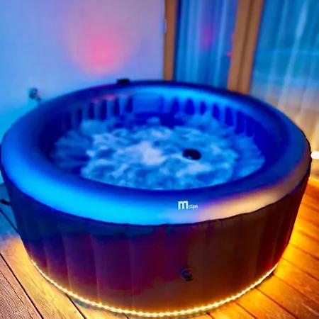 Whirlpool-suite Amadeus - Weitblick - Golf & Wellness - Direkter Bademantelgang - Adults Only شقة باد والترزدورف