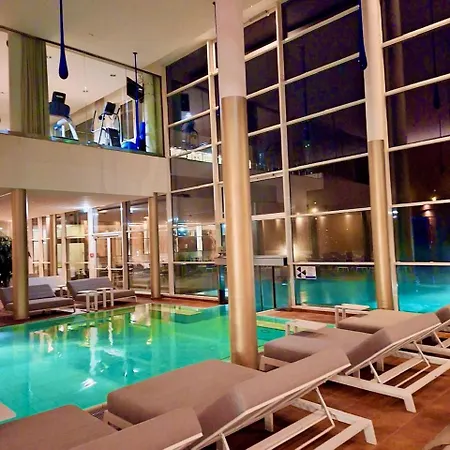 Whirlpool-suite Amadeus - Weitblick - Golf & Wellness - Direkter Bademantelgang - Adults Only Daire *