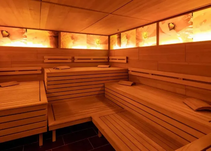 Whirlpool-suite Amadeus - Weitblick - Golf & Wellness - Direkter Bademantelgang - Adults Only