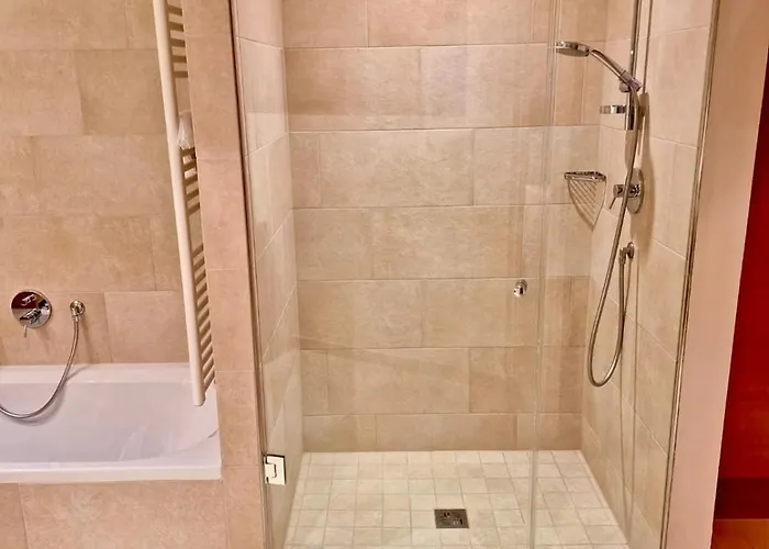 Whirlpool-suite Amadeus - Weitblick - Golf & Wellness - Direkter Bademantelgang - Adults Only * Bad Waltersdorf